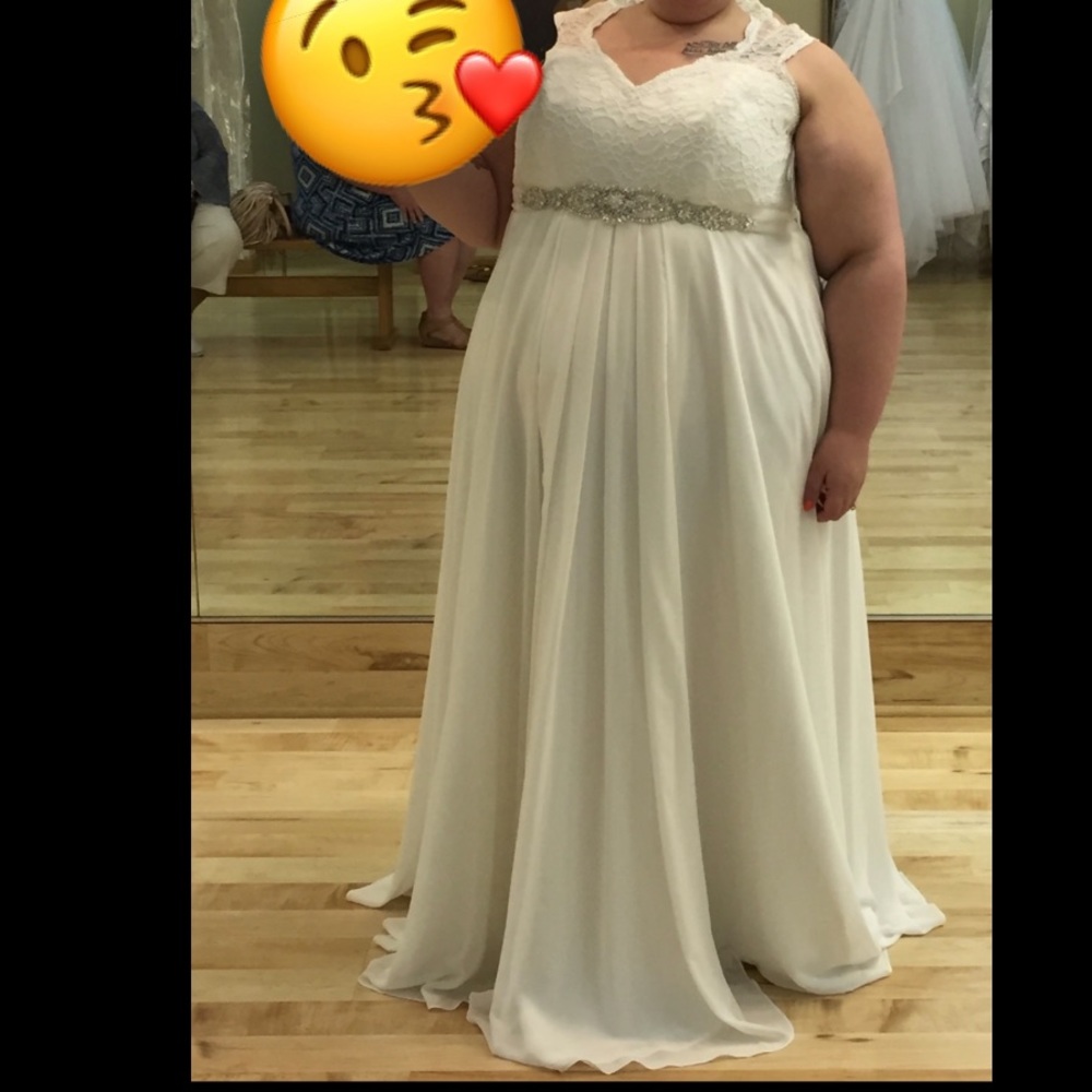 Wedding dress with sash